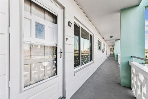 Copropriété à louer à Clearwater, Floride: 2 chambres, 102.19 m2 № 2105558 - photo 5