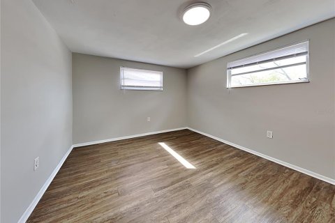 Casa en alquiler en New Port Richey, Florida, 3 dormitorios, 124.95 m2 № 1885711 - foto 8