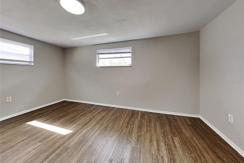 Casa en alquiler en New Port Richey, Florida, 3 dormitorios, 124.95 m2 № 1885711 - foto 9
