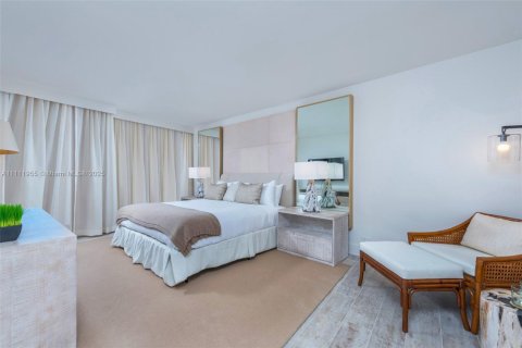 Condo in Miami Beach, Florida, 3 bedrooms  № 2022983 - photo 10