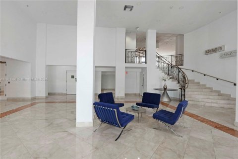 Condominio en venta en Miami Beach, Florida, 1 dormitorio, 122.91 m2 № 1967970 - foto 29