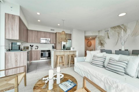 Купить кондоминиум в Майами, Флорида 2 спальни, 98.66м2, № 2022641 - фото 12