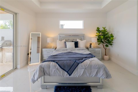 Villa ou maison à vendre à Cape Coral, Floride: 4 chambres, 273.13 m2 № 2269728 - photo 10