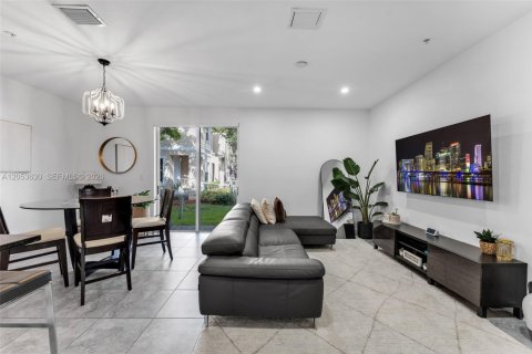 Copropriété à louer à Homestead, Floride: 3 chambres, 106.93 m2 № 2268673 - photo 5