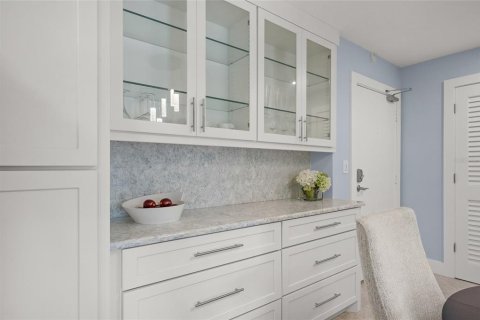 Copropriété à vendre à Sarasota, Floride: 2 chambres, 118.08 m2 № 2093147 - photo 18
