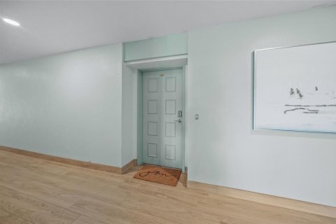Copropriété à vendre à Sarasota, Floride: 2 chambres, 118.08 m2 № 2093147 - photo 16