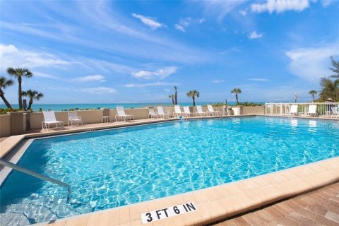 Copropriété à vendre à Sarasota, Floride: 2 chambres, 118.08 m2 № 2093147 - photo 5