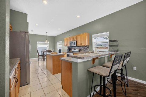 House in Davenport, Florida 4 bedrooms, 212.28 sq.m. № 2198662 - photo 4