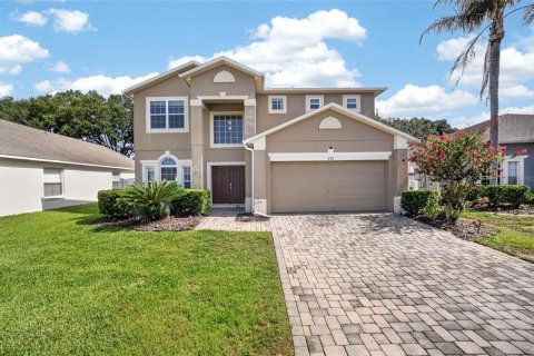 House in Davenport, Florida 4 bedrooms, 212.28 sq.m. № 2198662
