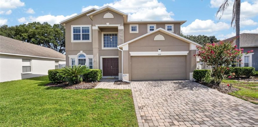 House in Davenport, Florida 4 bedrooms, 212.28 sq.m. № 2198662