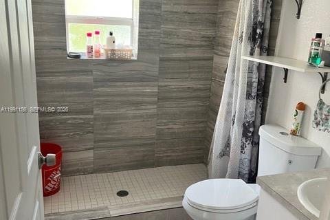 Casa en alquiler en Hallandale Beach, Florida, 3 dormitorios, 116.22 m2 № 2057443 - foto 10