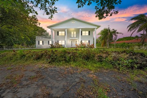 Купить виллу или дом в Паркленд, Флорида 3 спальни, 221.11м2, № 1957063 - фото 2