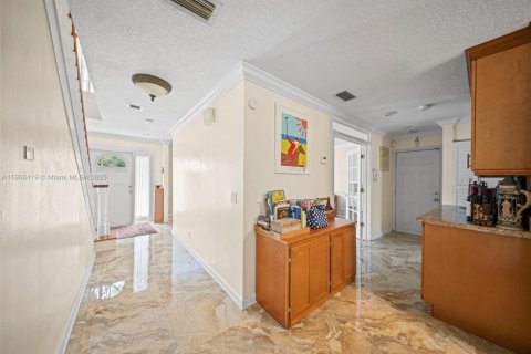 Купить виллу или дом в Паркленд, Флорида 3 спальни, 221.11м2, № 1957063 - фото 20