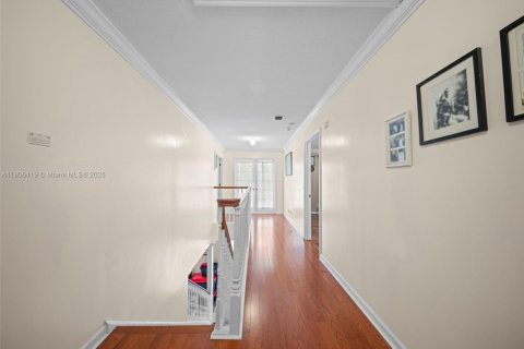 House in Parkland, Florida 3 bedrooms, 221.11 sq.m. № 1957063 - photo 28