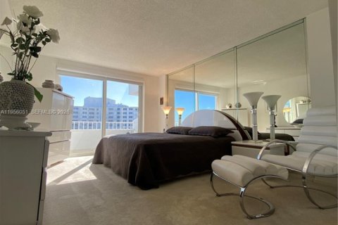 Copropriété à louer à Key Biscayne, Floride: 2 chambres, 117.06 m2 № 2153850 - photo 9