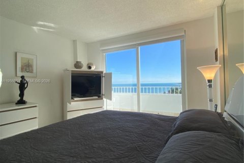 Copropriété à louer à Key Biscayne, Floride: 2 chambres, 117.06 m2 № 2153850 - photo 4