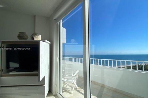 Copropriété à louer à Key Biscayne, Floride: 2 chambres, 117.06 m2 № 2153850 - photo 8