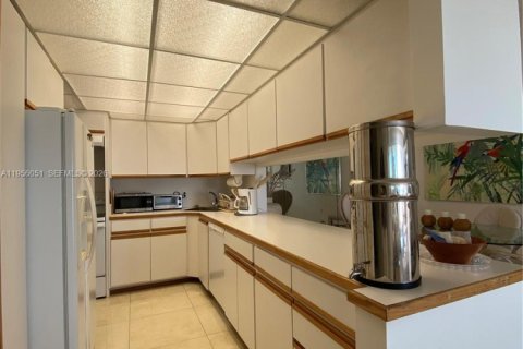 Copropriété à louer à Key Biscayne, Floride: 2 chambres, 117.06 m2 № 2153850 - photo 15