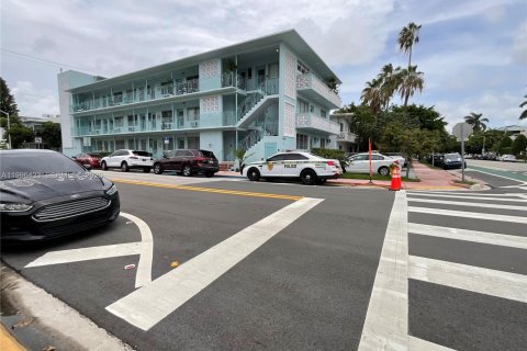 Condo à Miami Beach, Floride, 1 chambre  № 2154690