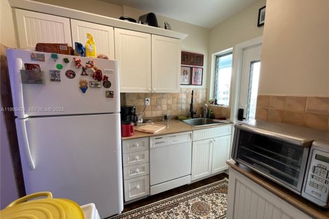 Copropriété à vendre à Miami Beach, Floride: 1 chambre № 2154690 - photo 14
