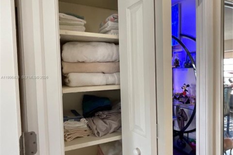Copropriété à vendre à Miami Beach, Floride: 1 chambre № 2154690 - photo 22