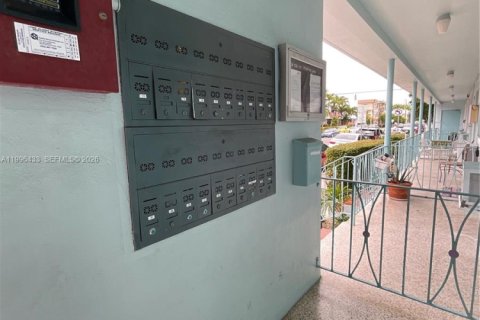 Copropriété à vendre à Miami Beach, Floride: 1 chambre № 2154690 - photo 6
