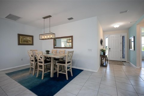 House in Port Charlotte, Florida 3 bedrooms, 222.59 sq.m. № 1899631 - photo 16