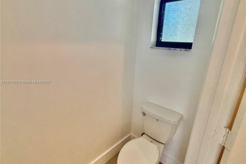 Adosado en alquiler en Homestead, Florida, 3 dormitorios, 140.65 m2 № 1848751 - foto 11