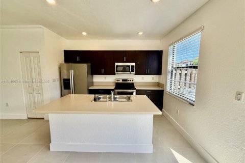 Adosado en alquiler en Homestead, Florida, 3 dormitorios, 140.65 m2 № 1848751 - foto 6