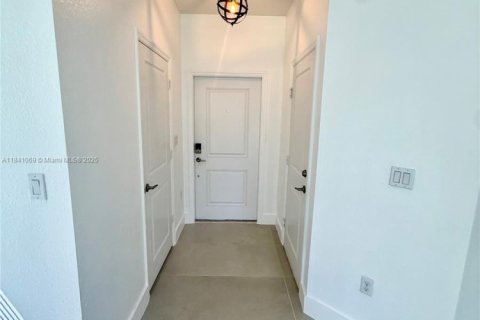 Adosado en alquiler en Homestead, Florida, 3 dormitorios, 140.65 m2 № 1848751 - foto 9