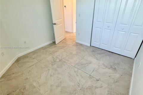 Adosado en alquiler en Homestead, Florida, 3 dormitorios, 140.65 m2 № 1848751 - foto 18