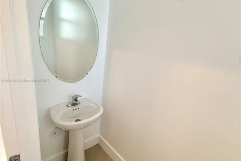 Adosado en alquiler en Homestead, Florida, 3 dormitorios, 140.65 m2 № 1848751 - foto 10