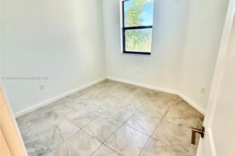 Adosado en alquiler en Homestead, Florida, 3 dormitorios, 140.65 m2 № 1848751 - foto 17