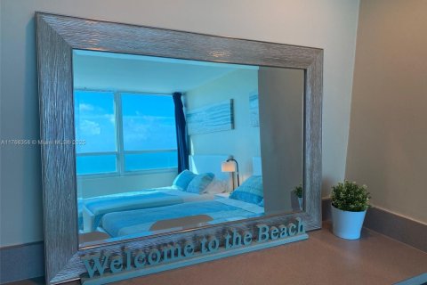 Condo in Miami Beach, Florida  № 1584904 - photo 15