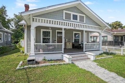 House in Kissimmee, Florida 3 bedrooms, 138.24 sq.m. № 2302344 - photo 7