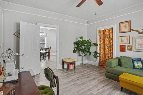 House in Kissimmee, Florida 3 bedrooms, 138.24 sq.m. № 2302344 - photo 19