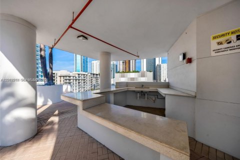 Купить кондоминиум в Майами, Флорида 1 спальня, 63.08м2, № 2256658 - фото 19