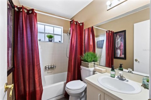 Villa ou maison à vendre à Orlando, Floride: 3 chambres, 109.44 m2 № 2142780 - photo 13