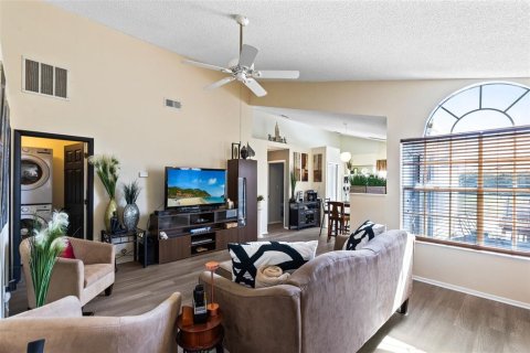 Villa ou maison à vendre à Orlando, Floride: 3 chambres, 109.44 m2 № 2142780 - photo 3