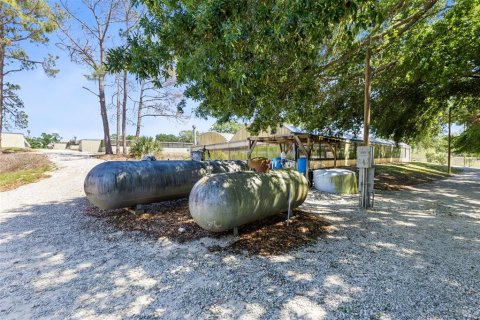 Commercial property in Minneola, Florida № 2228491 - photo 20