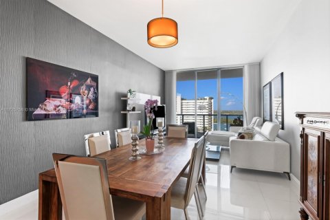 Condominio en venta en North Bay Village, Florida, 2 dormitorios, 130.99 m2 № 1763355 - foto 24