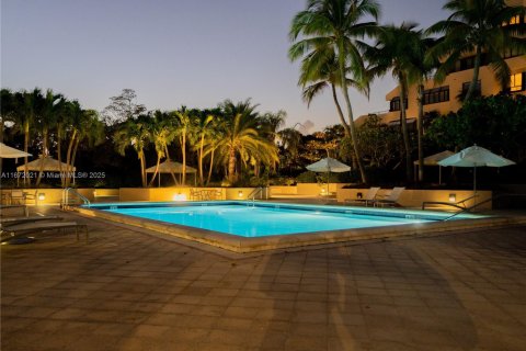 Condominio en alquiler en Key Biscayne, Florida, 3 dormitorios, 185.9 m2 № 1934125 - foto 20