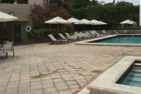 Condominio en alquiler en Key Biscayne, Florida, 3 dormitorios, 185.9 m2 № 1934125 - foto 25
