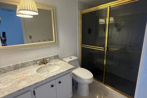 Снять в аренду квартиру в Майами-Бич, Флорида 2 спальни, 140.75м2, № 2003528 - фото 11