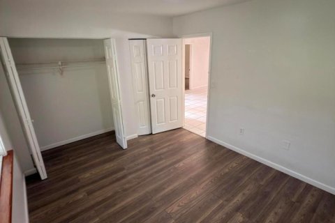 Copropriété à louer à Miami, Floride: 2 chambres, 92.9 m2 № 2240860 - photo 4