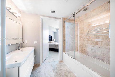 Copropriété à vendre à Miami, Floride: 2 chambres, 95.69 m2 № 1926366 - photo 26