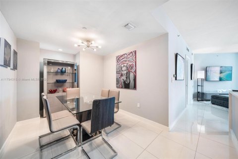 Copropriété à vendre à Miami, Floride: 2 chambres, 95.69 m2 № 1926366 - photo 5
