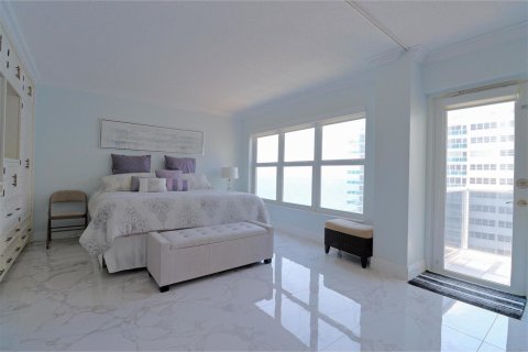 Condo in Fort Lauderdale, Florida, 2 bedrooms  № 2429798 - photo 16
