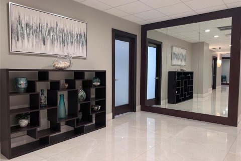 Condo in Fort Lauderdale, Florida, 2 bedrooms  № 2429798 - photo 29