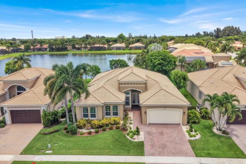 House in Boynton Beach, Florida 4 bedrooms, 256.6 sq.m. № 2185421 - photo 3